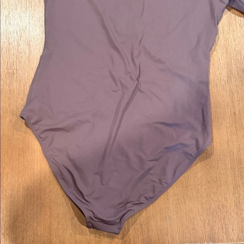 Catherine Malandrino Cappucino Women's One Piece Swimsuit - Picture 7 of 9